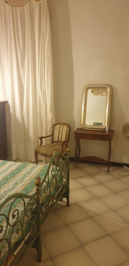 Casa Vacanze Cagliari, Bagian luar foto